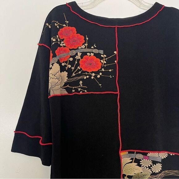 IC Connie K Lagenlook Asian Print Top Asymmetrical Artsy Black Red Blouse Medium - Picture 5 of 9